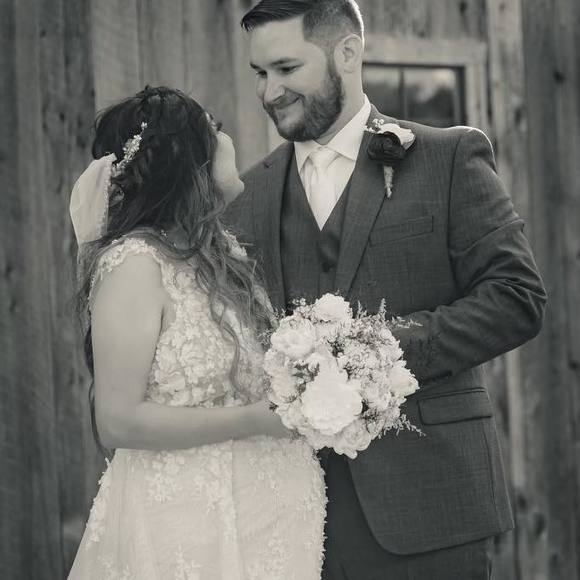 Meet your Posher, Kris - Picture 1 of 1